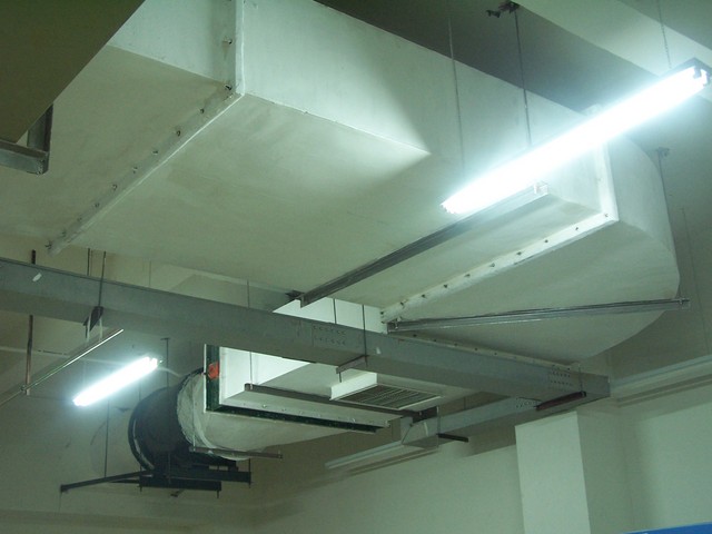 不锈钢风管的常见类型和材料有哪些？